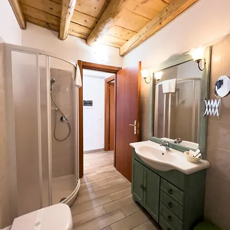 Tivano Apartment Lezzeno